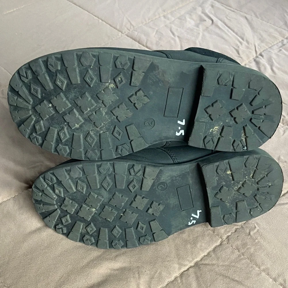 The Children's Place Black Lace-Up Kids Boots